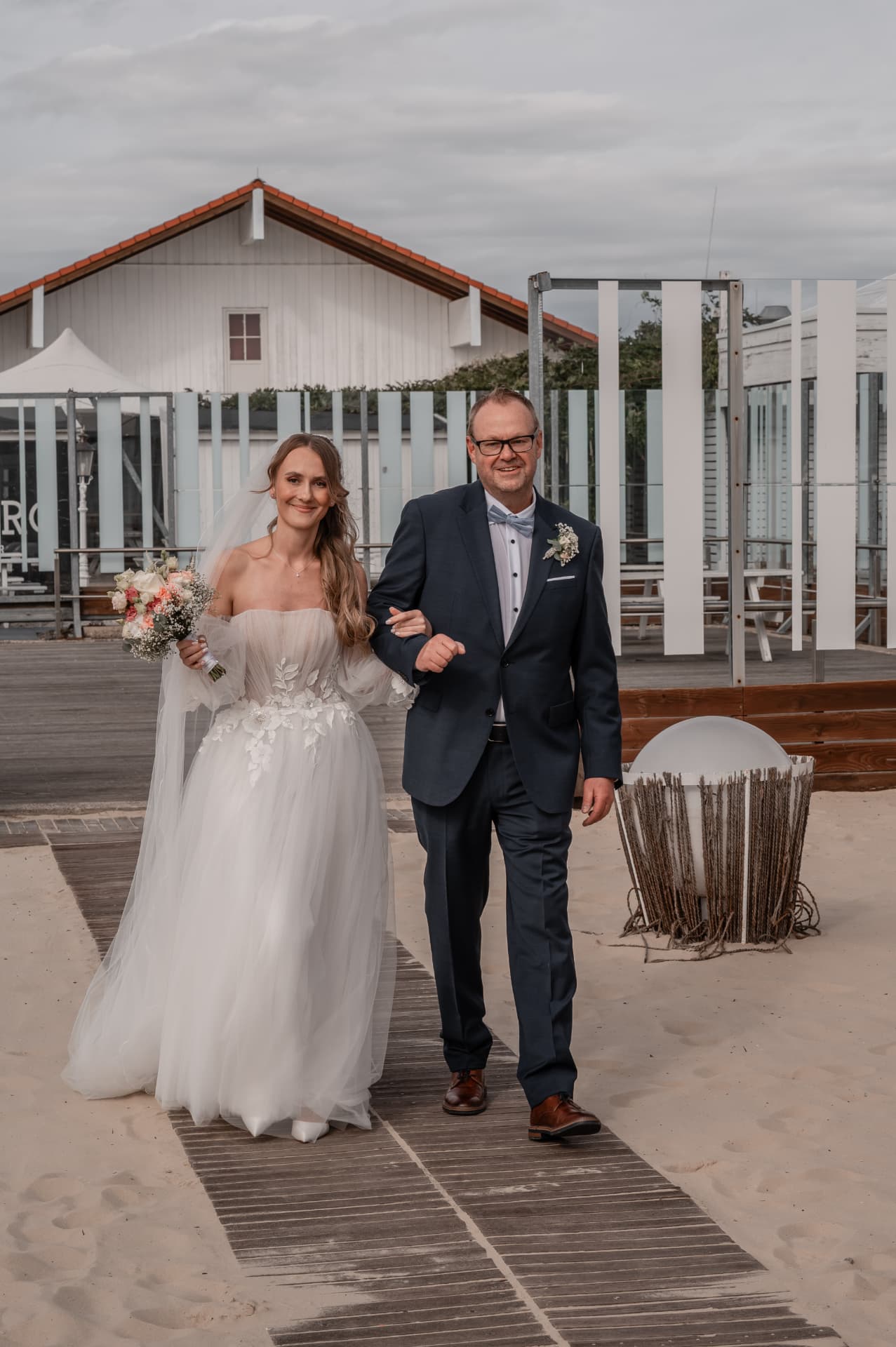 Lisa & Timo – Hochzeit in Monheim, Bild 1