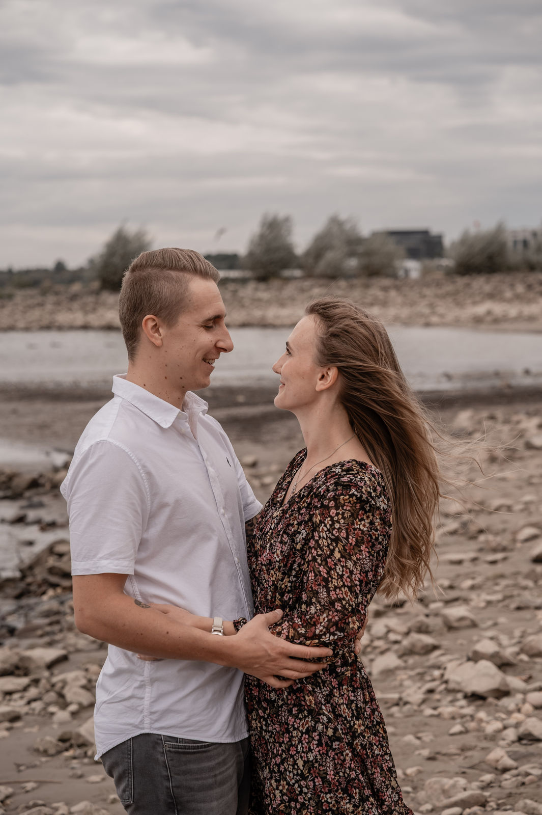 Paaresreportage Lisa & Timo – Verlobung in Verlobungs- & Paarshooting